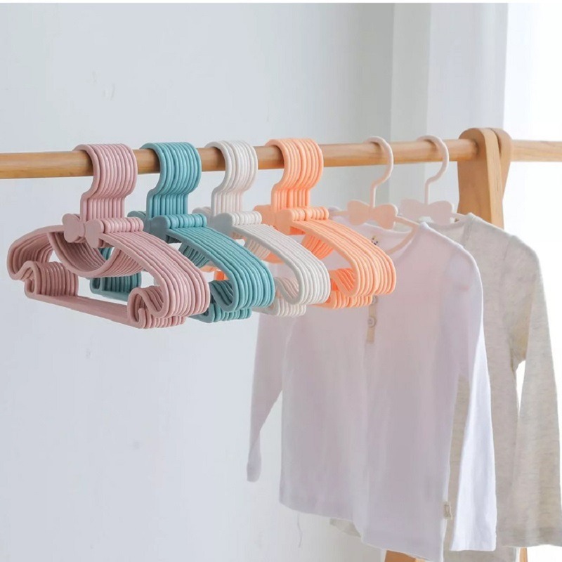 10 stücke Baby Kleidung Racks  – Baby Clothing Hangers Bewertung und Preis